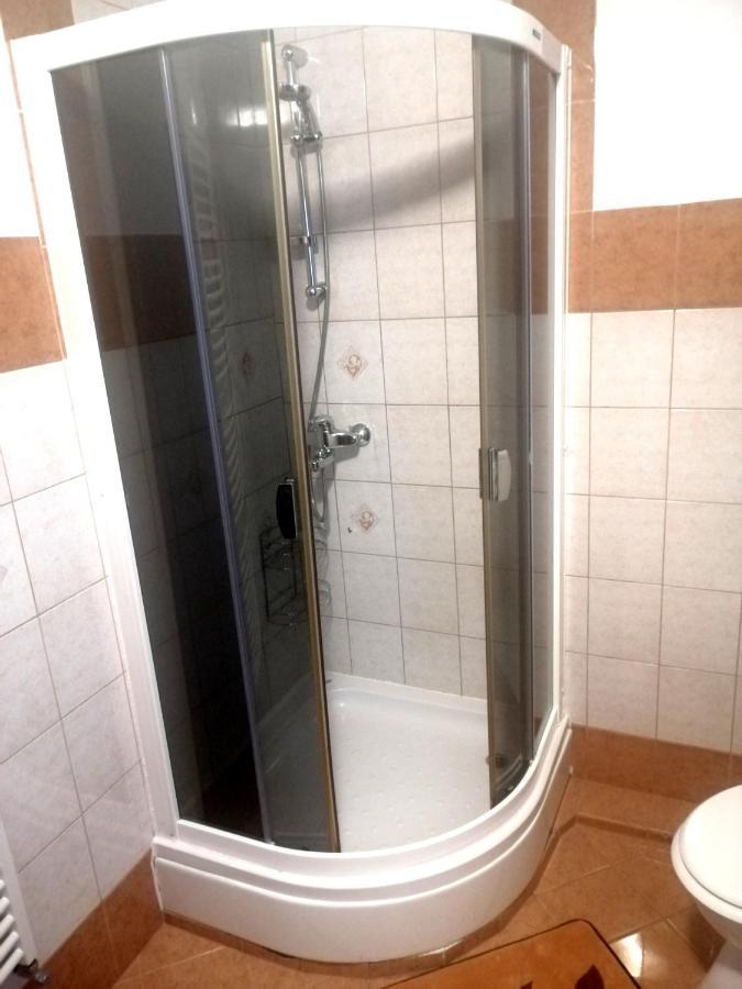 Apartmaji Renc Rence 外观 照片